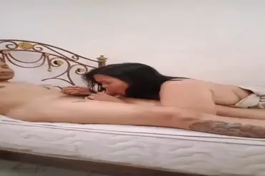 Paman Dan Bibi Sewa Kamar Hotel Hangatkan Ranjang