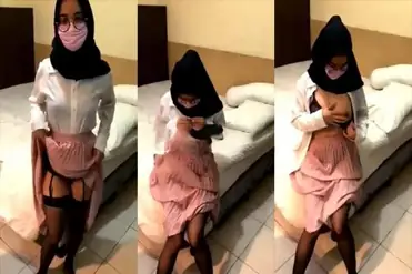 Sekretaris Jilbab Kacamata Main Kasar